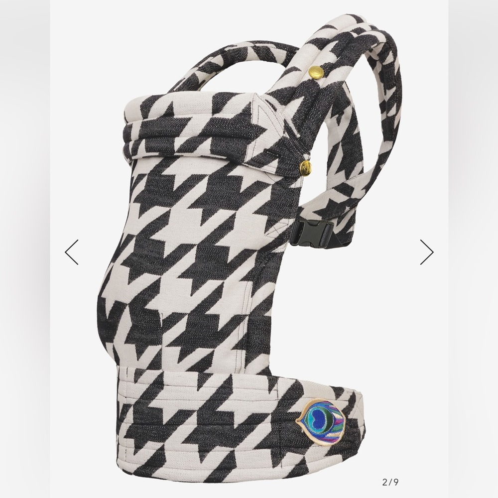 Artipoppe Black & White Houndstooth Tweed